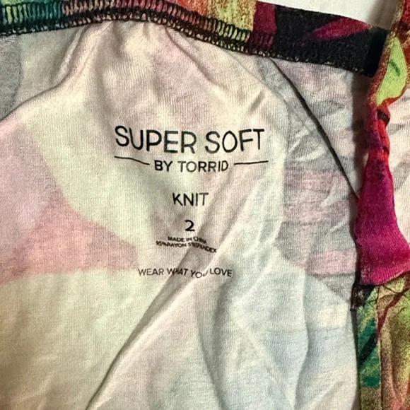 Tropical Leaf Print torrid Dress - Picture 3 of 3